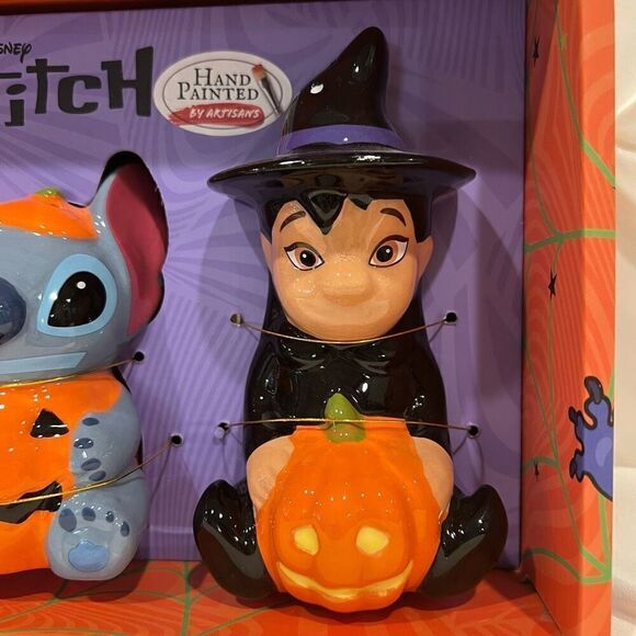 Disney Lilo & Stitch Halloween Pumpkin Ceramic Salt & Pepper Shakers NWT - Picture 3 of 8